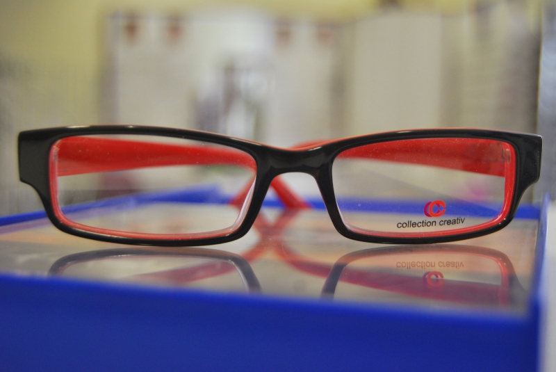 opticien-BANDOL-min_view-sight-lens-frame-optics-spectacles-1141012-pxhere.com